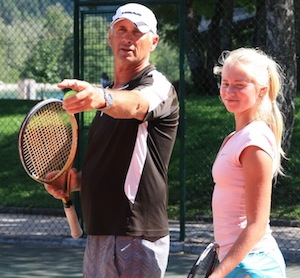 Individual lesson of tennis