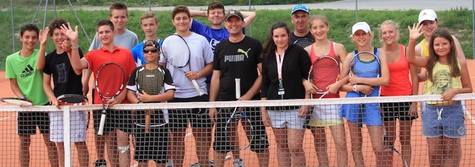 stagiaires de tennis adultes des stages de tennis pour adultes dans le Val d'allos